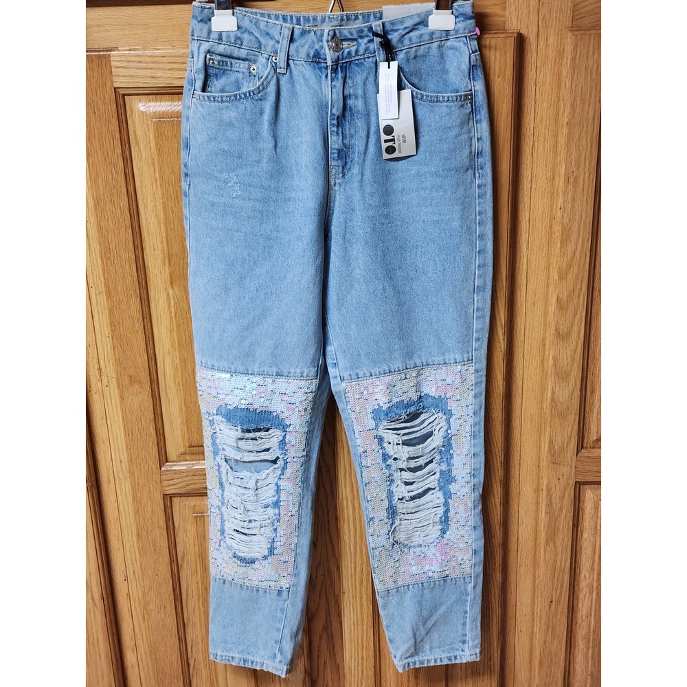 Topshop Moto Distressed Mom Jeans. NWT. Size 26/4, L30